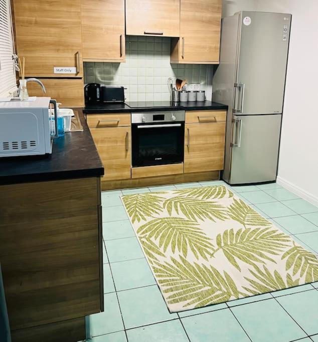 Modern Home With Free Parking,Near To City Center 利物浦 外观 照片