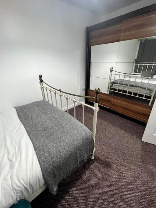 Modern Home With Free Parking,Near To City Center 利物浦 外观 照片